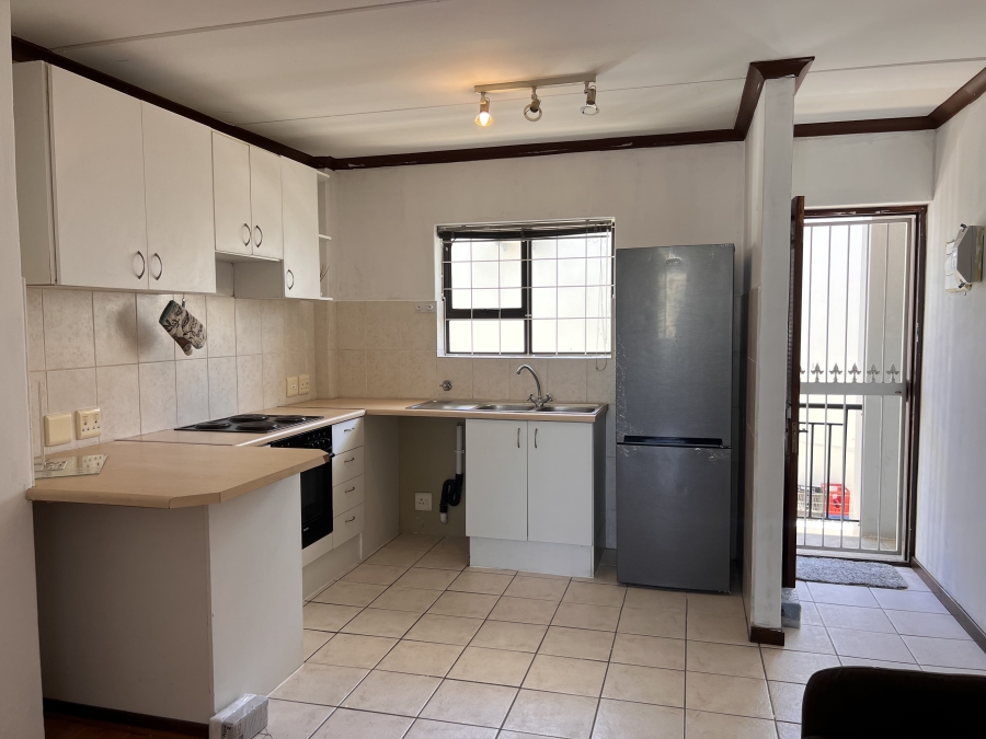 To Let 1 Bedroom Property for Rent in Parklands Western Cape